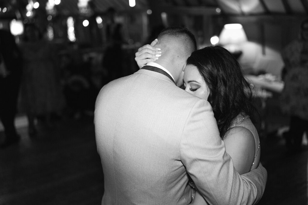 first dance, the barn brasserie, great tey wedding tracey davies photography essex
